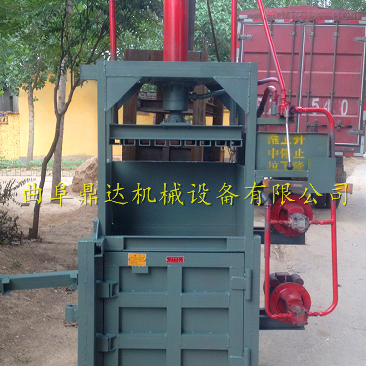 廢紙高效液壓成型機(jī) 供應(yīng)立式液壓打包機(jī) 節(jié)能高效小型液壓打包機(jī) 椰棕油壓打包機(jī)